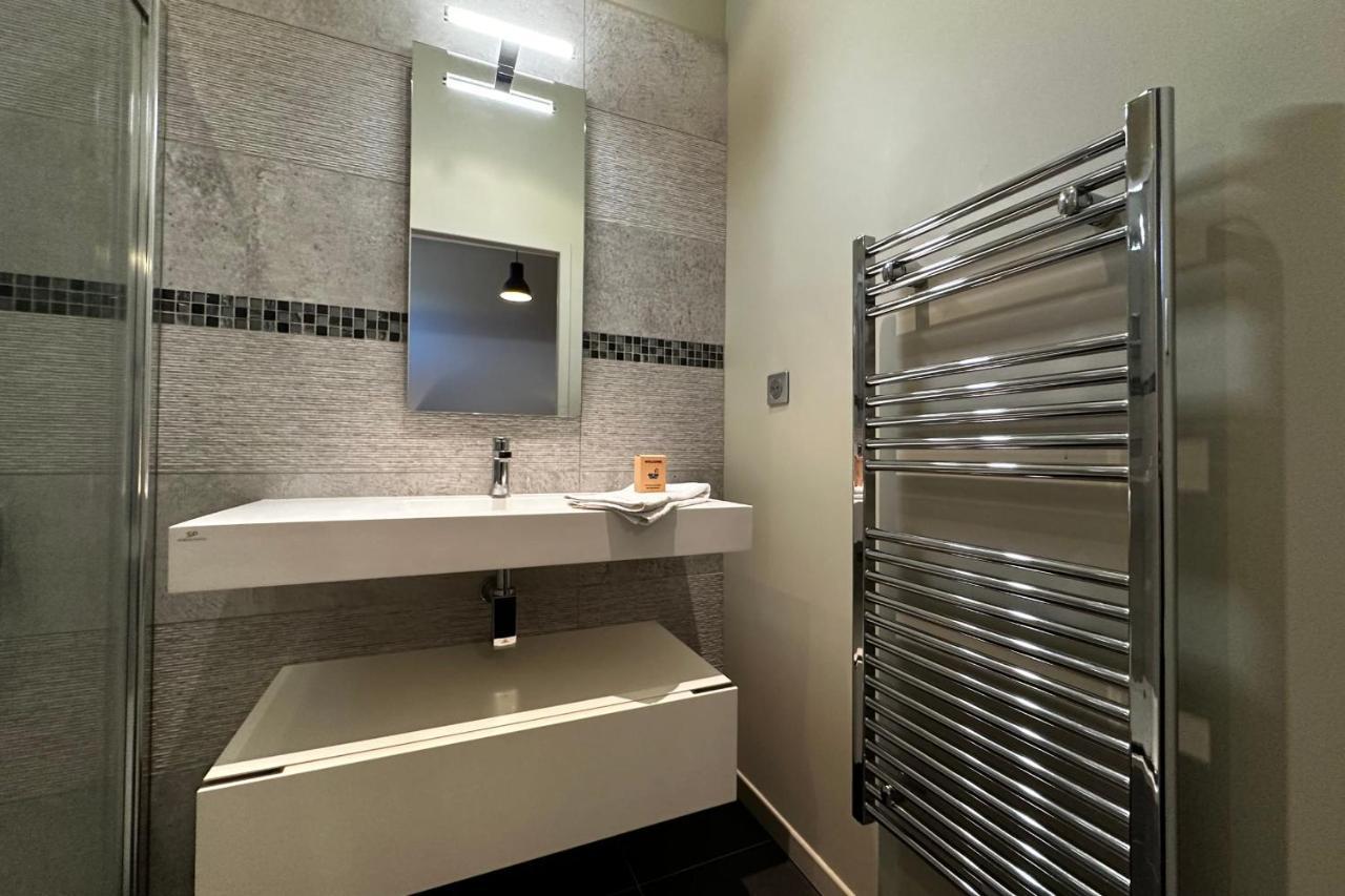 Le Magistral Beautiful One-Bedroom Apartment In The Historic Heart Of Tours Luaran gambar