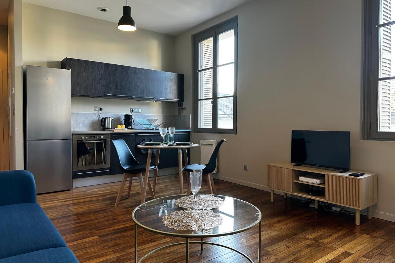 Le Magistral Beautiful One-Bedroom Apartment In The Historic Heart Of Tours Luaran gambar